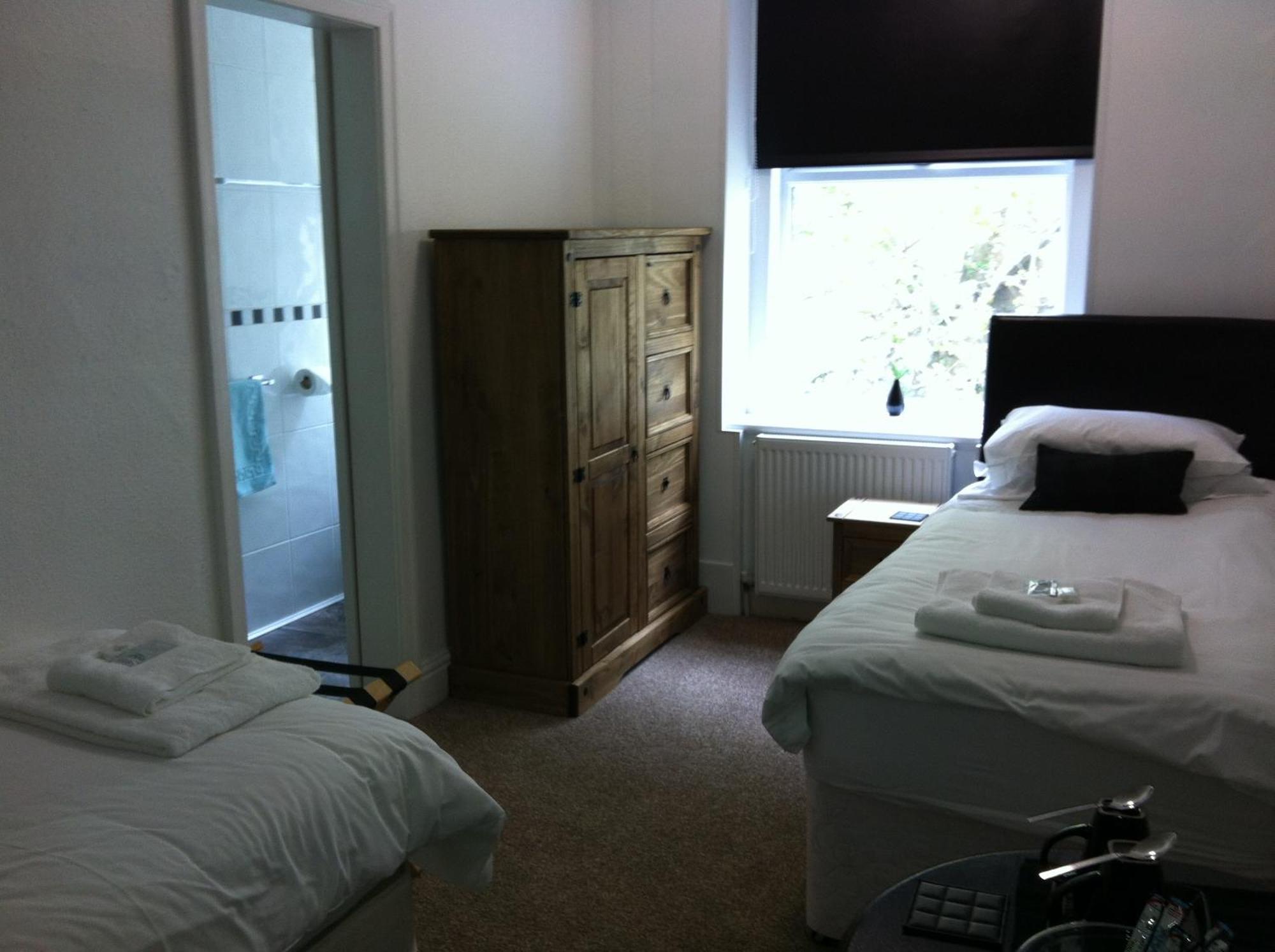 Edelweiss Guest House Douglas Ngoại thất bức ảnh