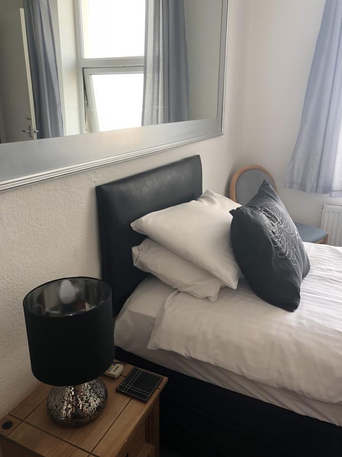 Edelweiss Guest House Douglas Ngoại thất bức ảnh